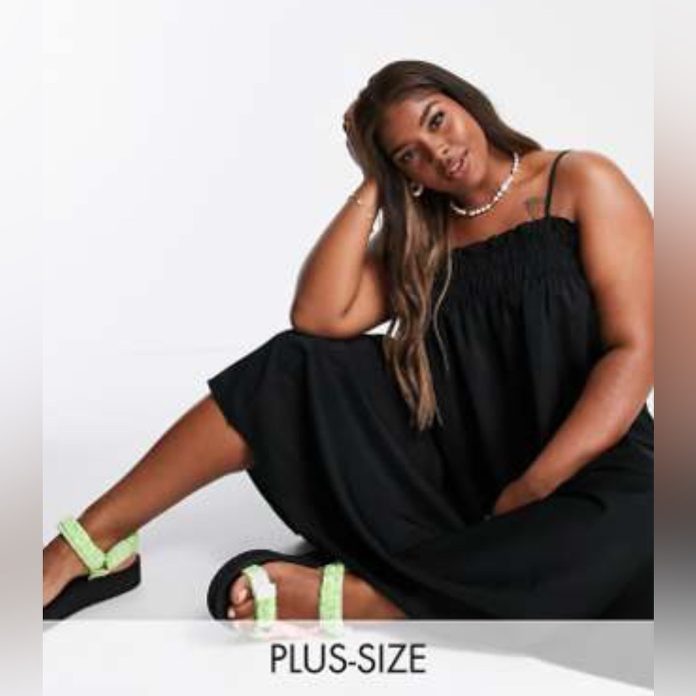 Lola May Plus Floaty Black Maxi Dress